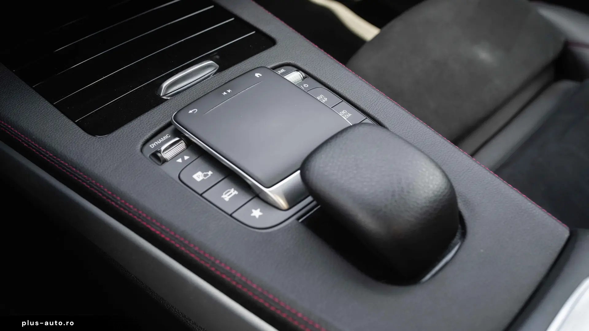 Mercedes-Benz A 220