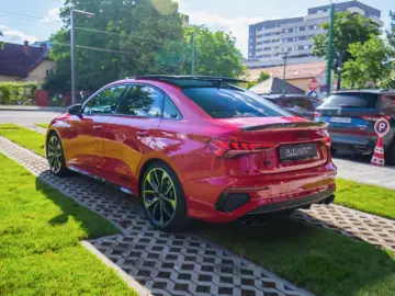 Audi S3 Lim. Ed. ONE HUD Matrix Acc DCC B&O 3D Pano Carbon