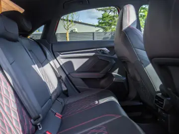 Audi S3 Lim. Ed. ONE HUD Matrix Acc DCC B&O 3D Pano Carbon