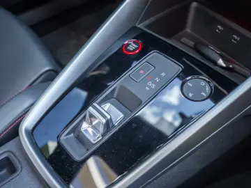 Audi S3 Lim. Ed. ONE HUD Matrix Acc DCC B&O 3D Pano Carbon