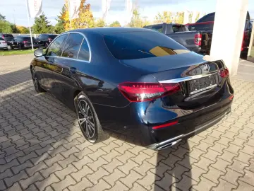 Mercedes-Benz E 220d 9G-TRONIC Avantgarde AHK Distronic Pano