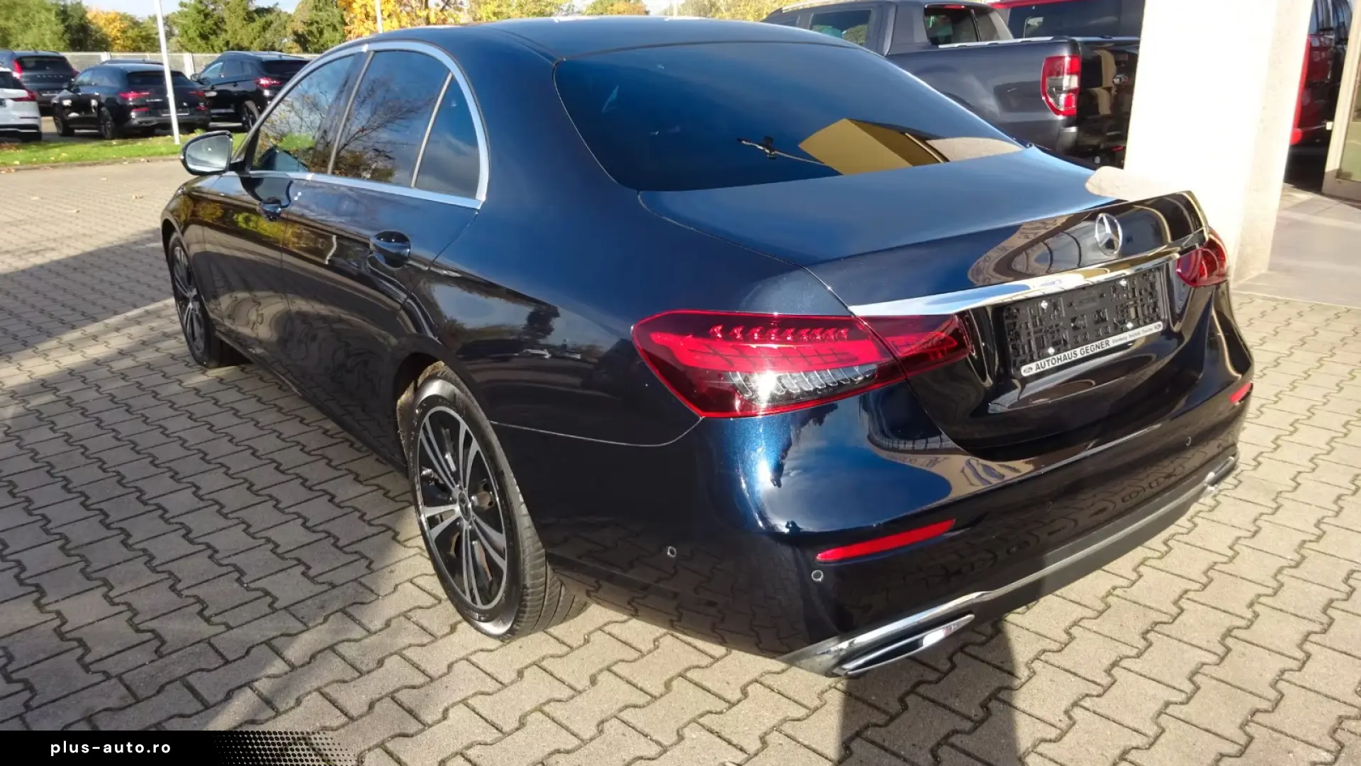Mercedes-Benz E 220d 9G-TRONIC Avantgarde AHK Distronic Pano