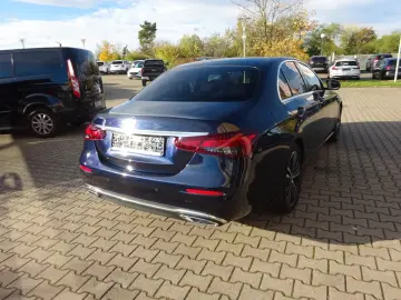 Mercedes-Benz E 220d 9G-TRONIC Avantgarde AHK Distronic Pano