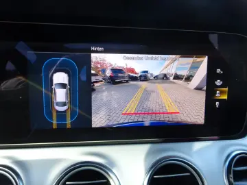 Mercedes-Benz E 220d 9G-TRONIC Avantgarde AHK Distronic Pano