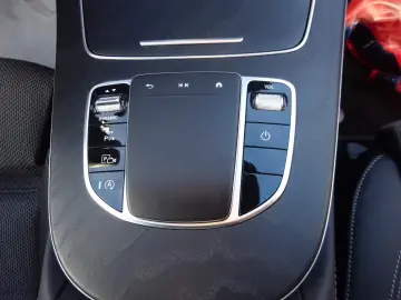 Mercedes-Benz E 220d 9G-TRONIC Avantgarde AHK Distronic Pano
