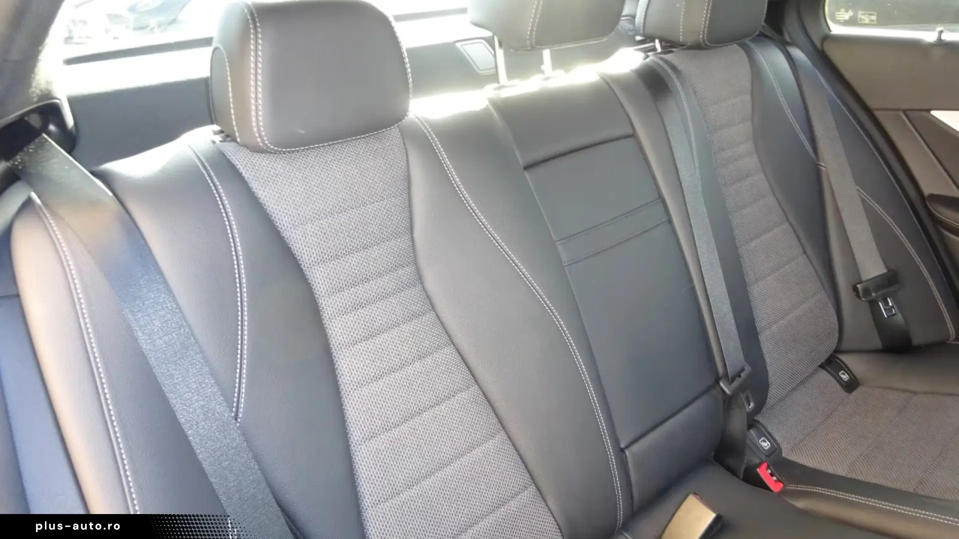Mercedes-Benz E 220d 9G-TRONIC Avantgarde AHK Distronic Pano