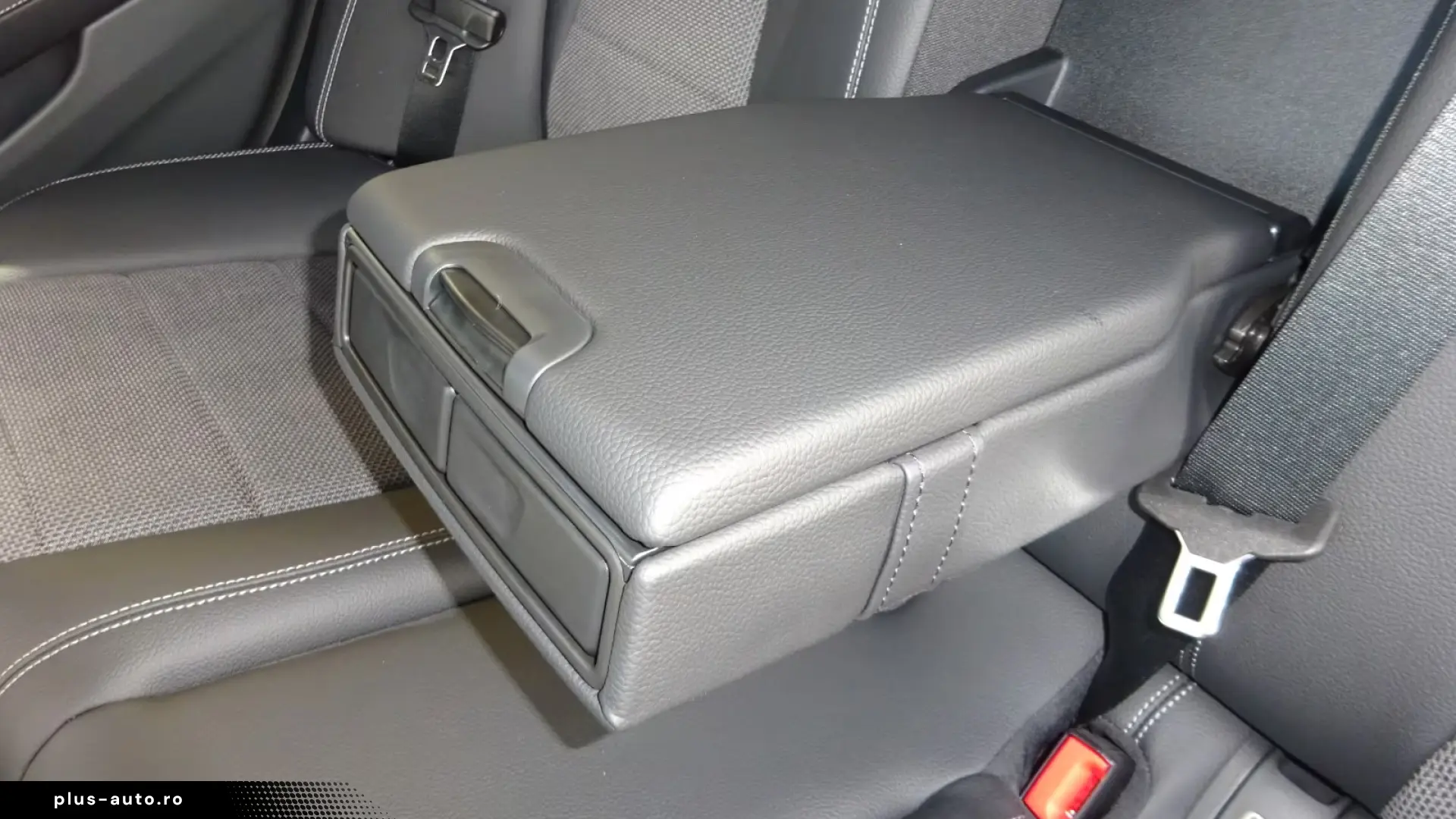 Mercedes-Benz E 220d 9G-TRONIC Avantgarde AHK Distronic Pano
