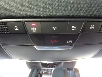 Mercedes-Benz E 220d 9G-TRONIC Avantgarde AHK Distronic Pano