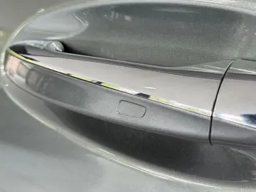 MERCEDES-BENZ GLE 350de 4Matic AMG-LINE PANO MEMORY AHK