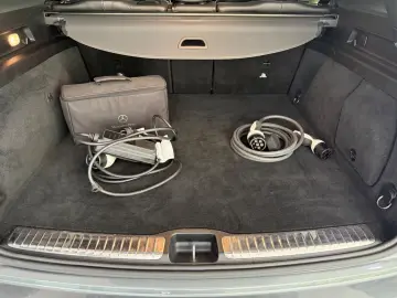MERCEDES-BENZ GLE 350de 4Matic AMG-LINE PANO MEMORY AHK