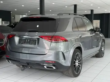 MERCEDES-BENZ GLE 350de 4Matic AMG-LINE PANO MEMORY AHK