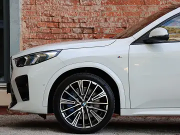BMW X2 20d xDr M-SPORT NP69t€ ICONIC PANO AHK MEMORY