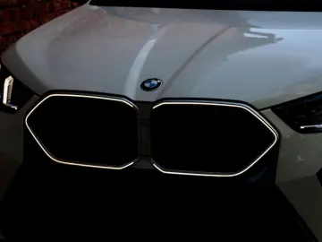 BMW X2 20d xDr M-SPORT NP69t€ ICONIC PANO AHK MEMORY