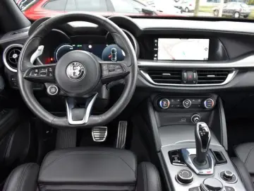ALFA ROMEO Stelvio 2.0 TURBO VELOCE H&K SOUND MATRIX FACELI