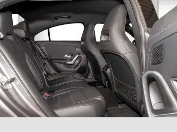MERCEDES-BENZ CLA 250e Aut. AMG Line-Navi Kamera Mul…
