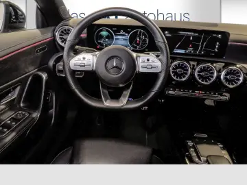 MERCEDES-BENZ CLA 250e Aut. AMG Line-Navi Kamera Mul…