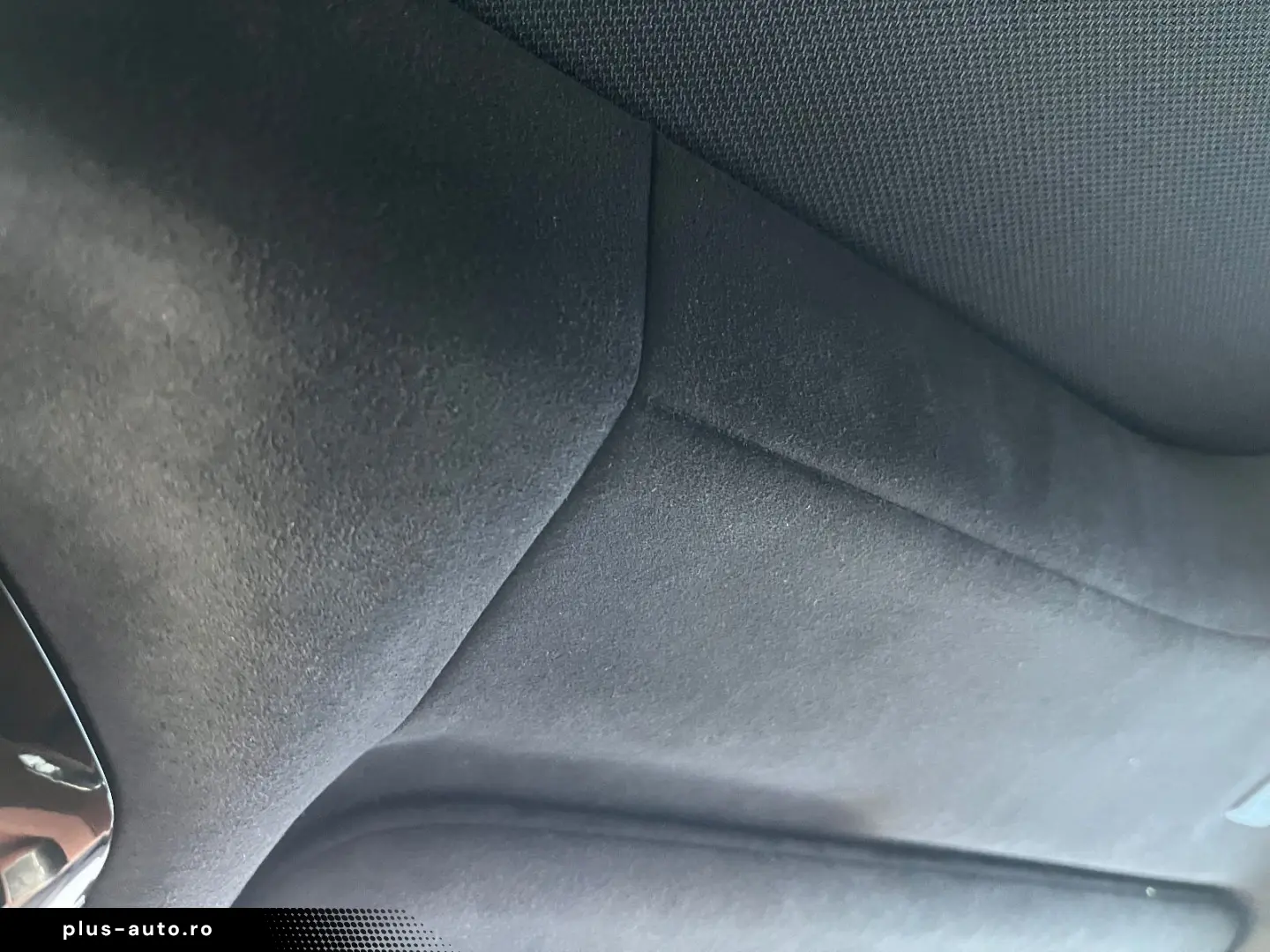 BMW 740d xDr.  M SPORT FOND ENT LOUNGE SEAT AT DOORS