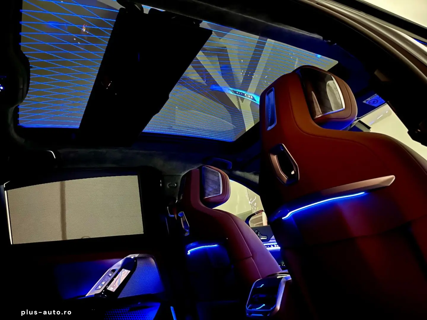 BMW 740d xDr.  M SPORT FOND ENT LOUNGE SEAT AT DOORS