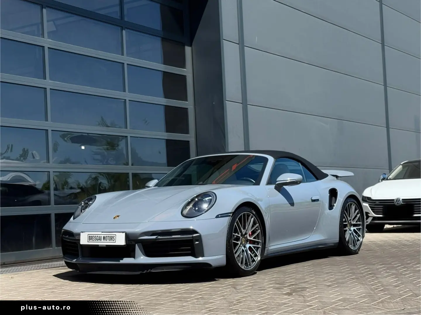 PORSCHE 992 Turbo Cabriolet Heritage Manufaktur Lift