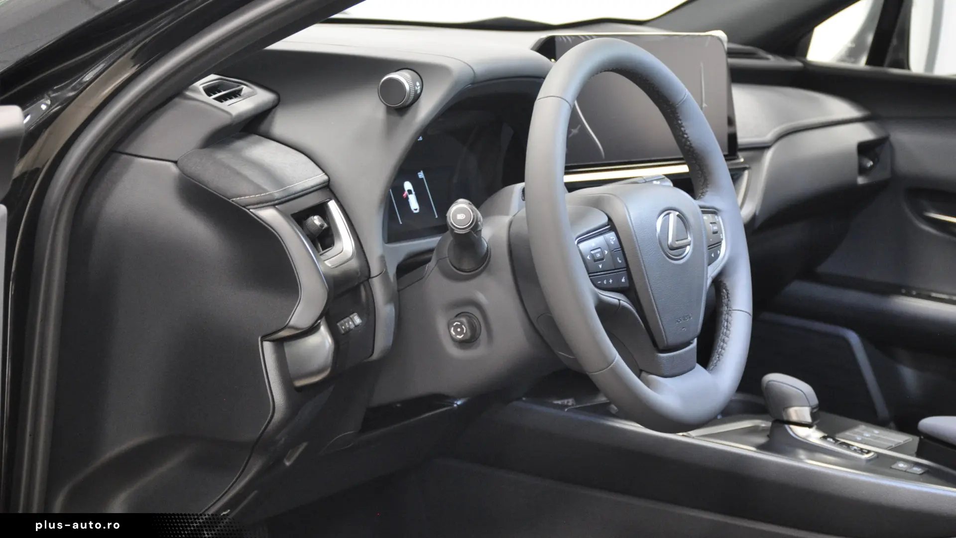 New LEXUS UX 300h F SPORT
