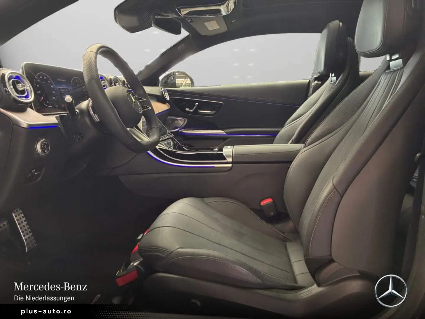 MERCEDES-BENZ CLE 300 e AMG Prem  Pano HUD Burm3D Fahrass