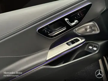 MERCEDES-BENZ CLE 300 e AMG Prem  Pano HUD Burm3D Fahrass