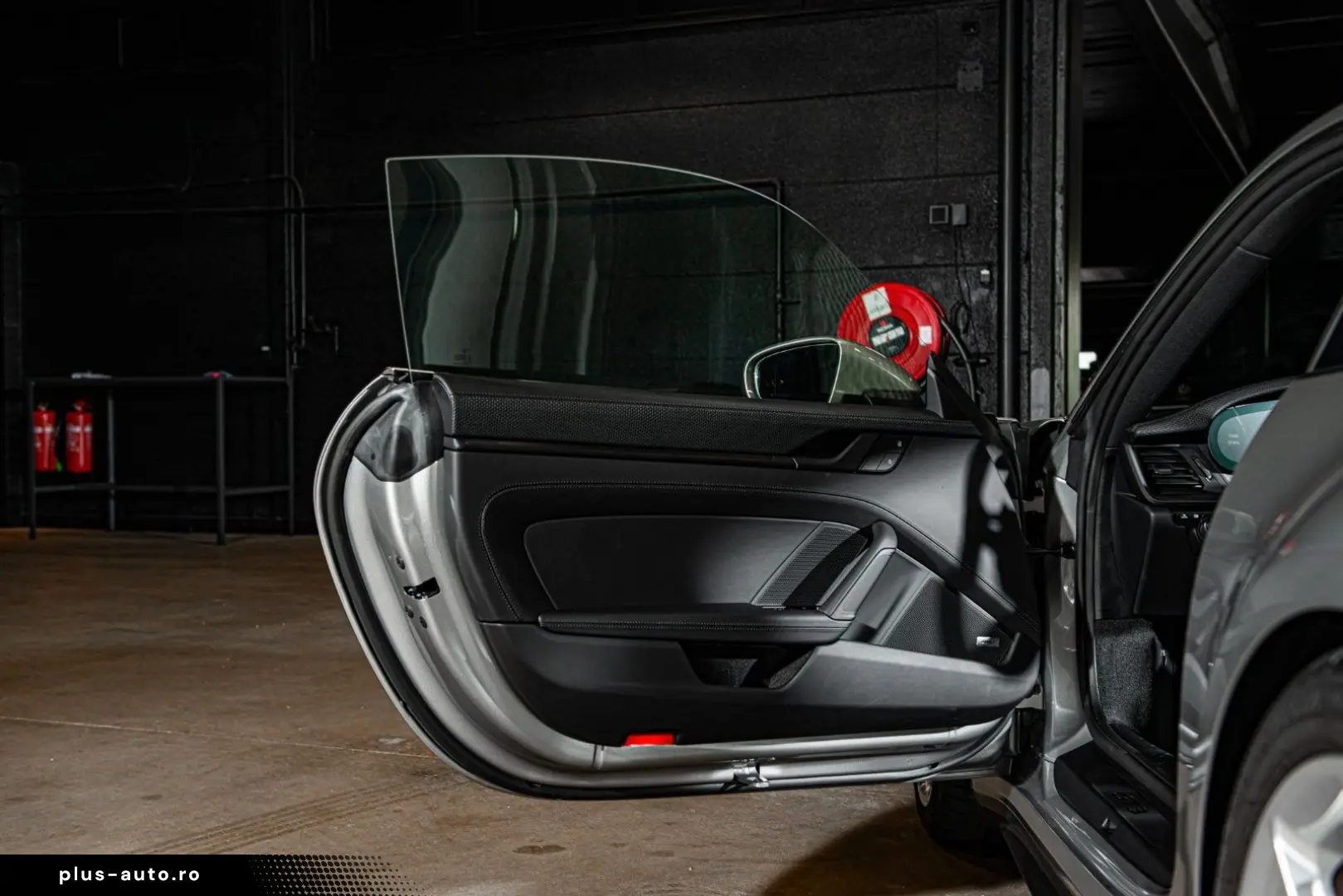 PORSCHE 992 GT3 Touring   1520km   Houndstooth   VAT