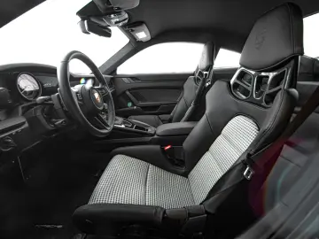PORSCHE 992 GT3 Touring   1520km   Houndstooth   VAT