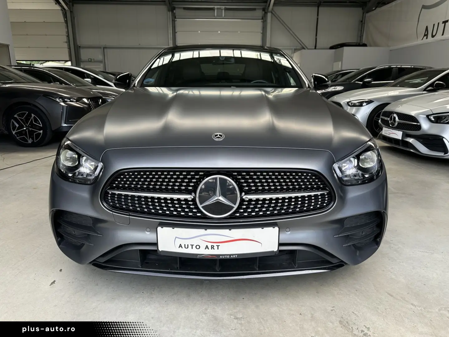 MERCEDES-BENZ E 300 de 4M Night-Paket Pano LED MBUX MBeam
