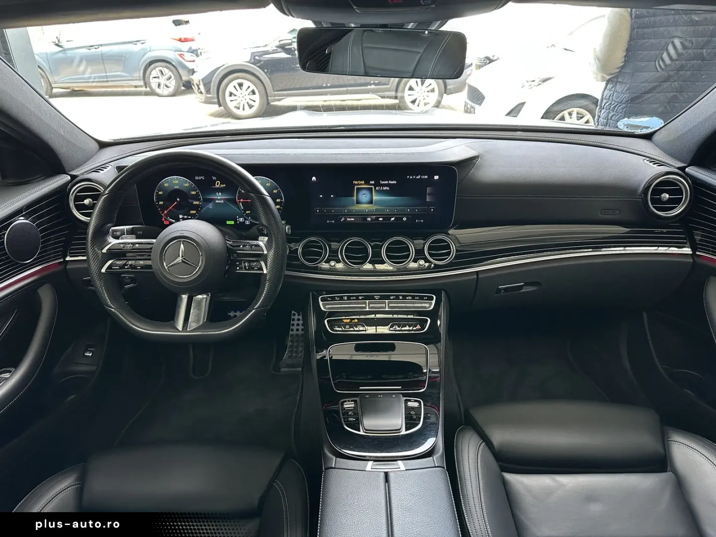 MERCEDES-BENZ E 300 de 4M Night-Paket Pano LED MBUX MBeam