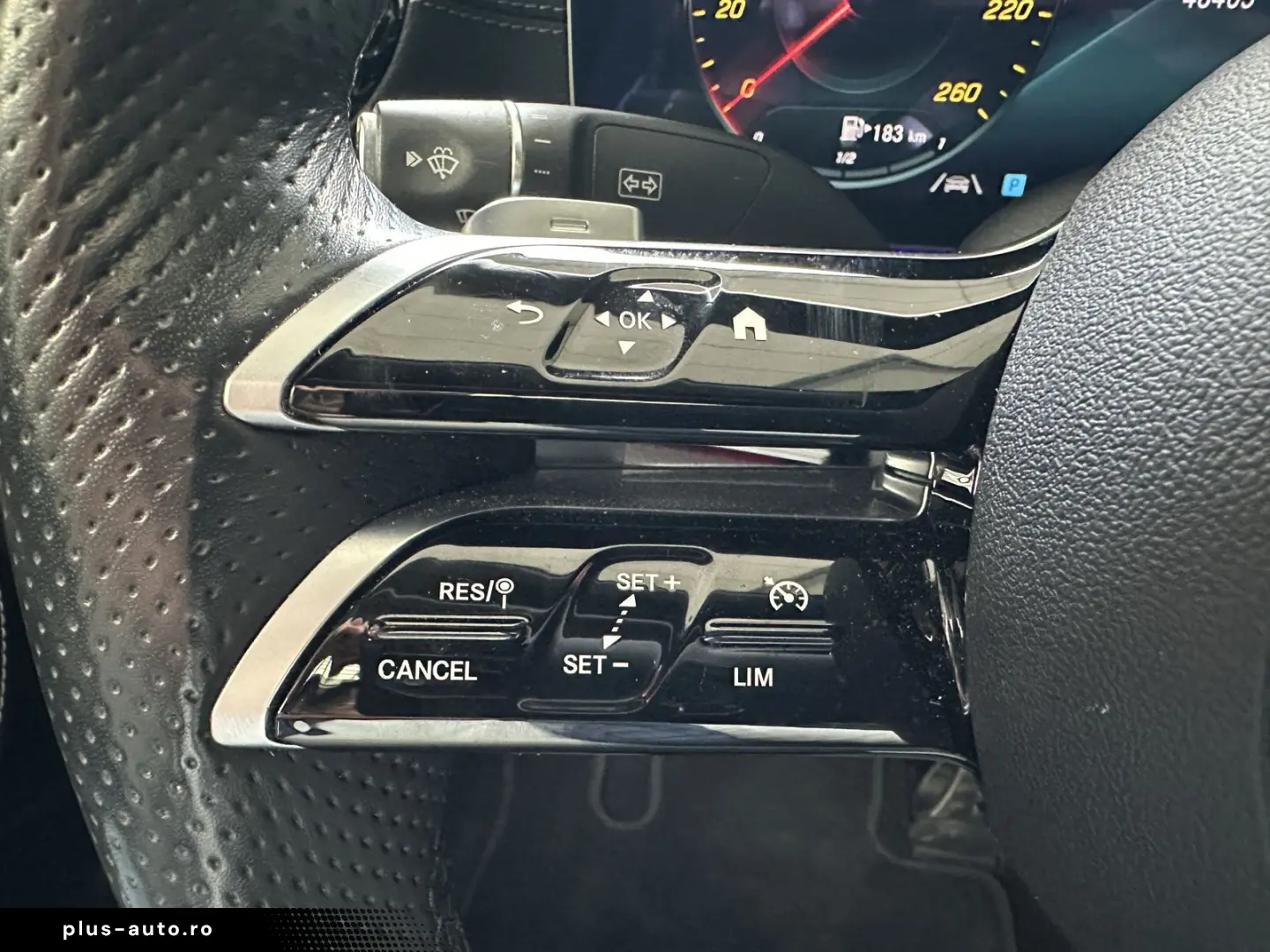 MERCEDES-BENZ E 300 de 4M Night-Paket Pano LED MBUX MBeam