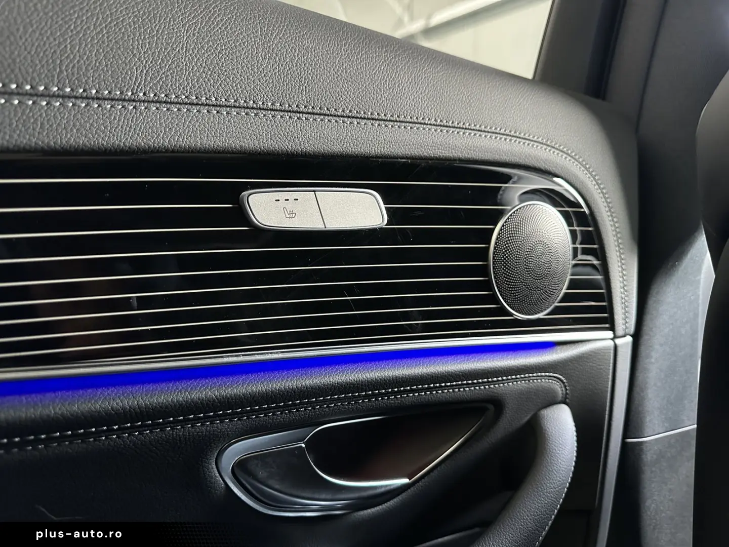 MERCEDES-BENZ E 300 de 4M Night-Paket Pano LED MBUX MBeam