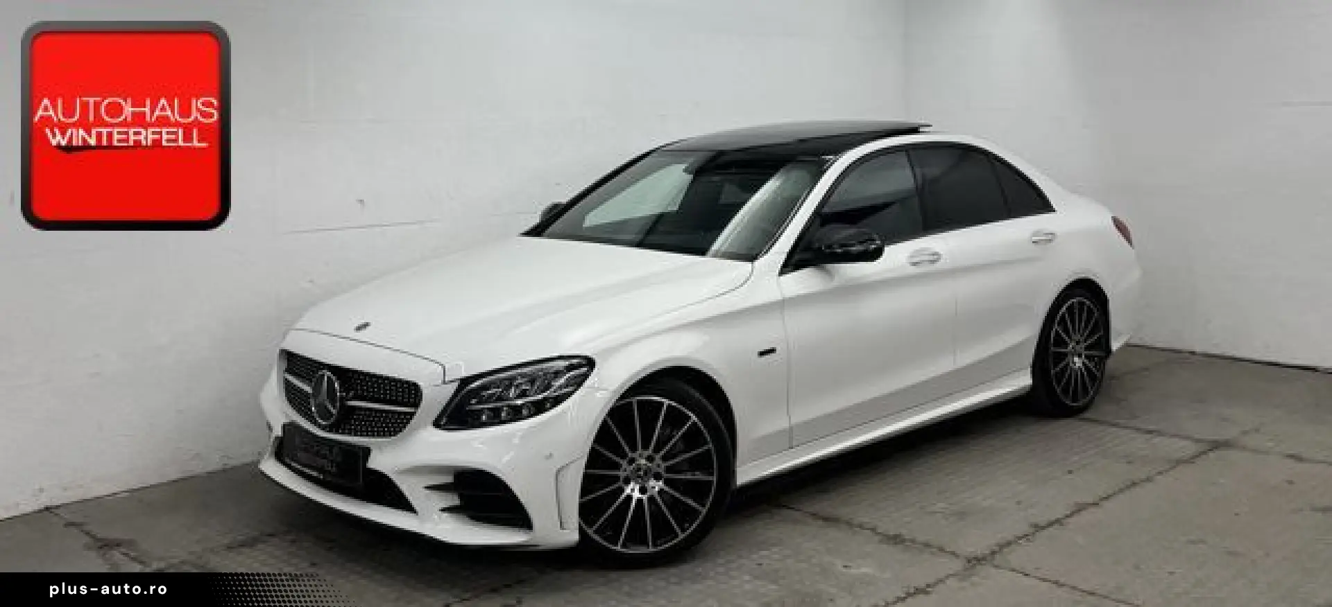 MERCEDES-BENZ C 300 e AMG NIGHT PANO AIRMATIC KEYLESS KAMERA