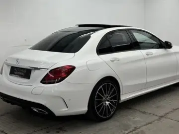 MERCEDES-BENZ C 300 e AMG NIGHT PANO AIRMATIC KEYLESS KAMERA