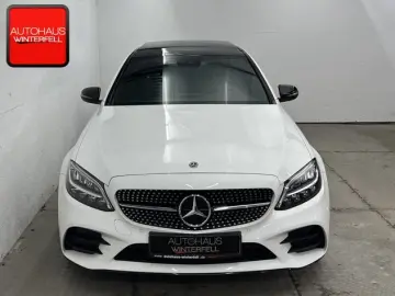 MERCEDES-BENZ C 300 e AMG NIGHT PANO AIRMATIC KEYLESS KAMERA