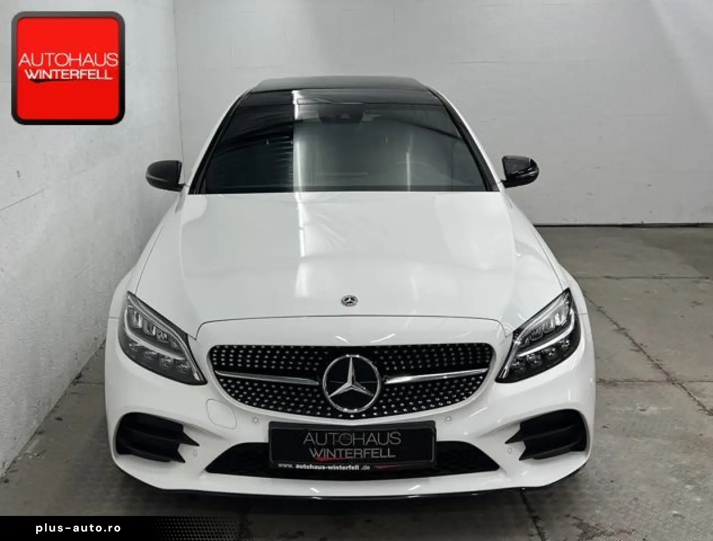 MERCEDES-BENZ C 300 e AMG NIGHT PANO AIRMATIC KEYLESS KAMERA