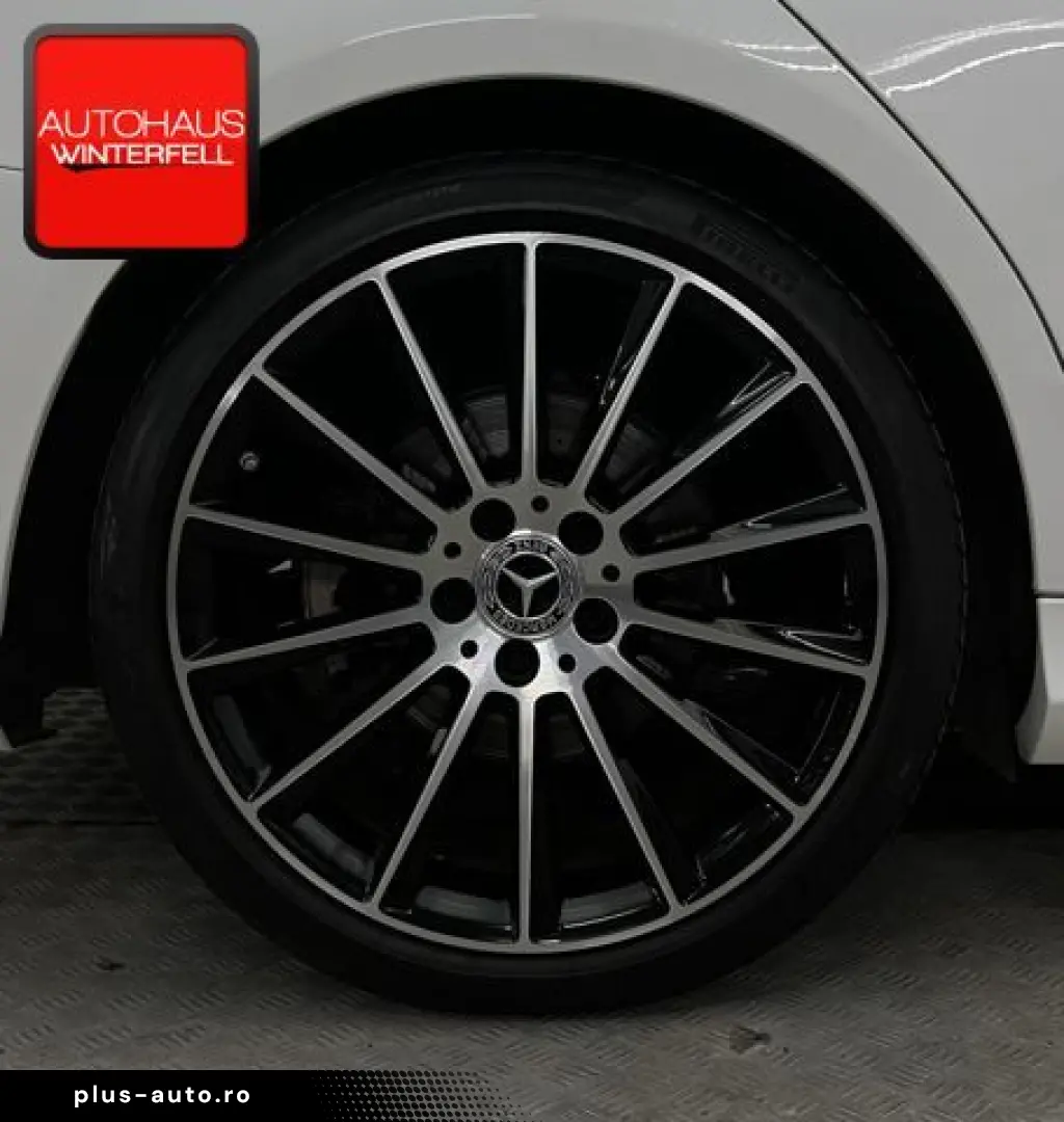 MERCEDES-BENZ C 300 e AMG NIGHT PANO AIRMATIC KEYLESS KAMERA