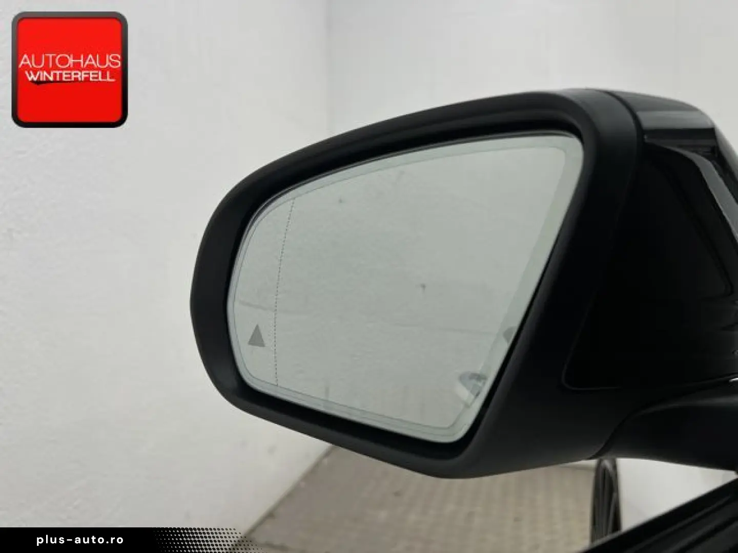 MERCEDES-BENZ C 300 e AMG NIGHT PANO AIRMATIC KEYLESS KAMERA