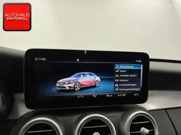 MERCEDES-BENZ C 300 e AMG NIGHT PANO AIRMATIC KEYLESS KAMERA