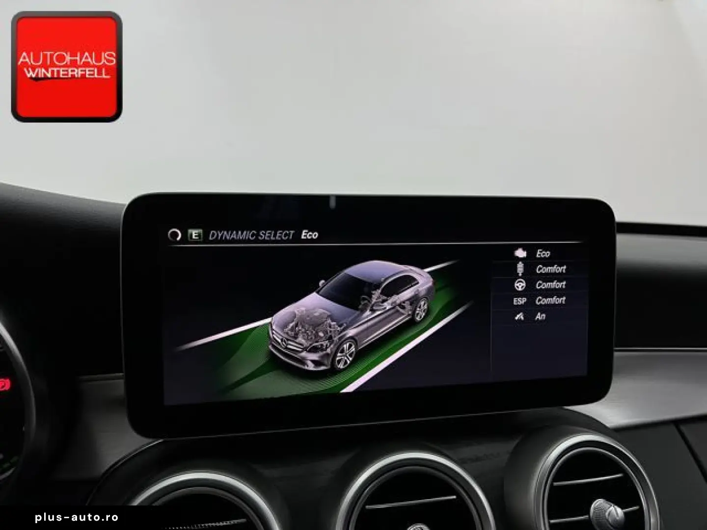 MERCEDES-BENZ C 300 e AMG NIGHT PANO AIRMATIC KEYLESS KAMERA