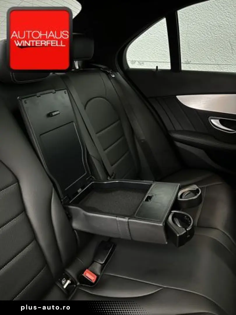MERCEDES-BENZ C 300 e AMG NIGHT PANO AIRMATIC KEYLESS KAMERA