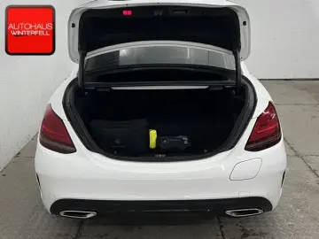 MERCEDES-BENZ C 300 e AMG NIGHT PANO AIRMATIC KEYLESS KAMERA