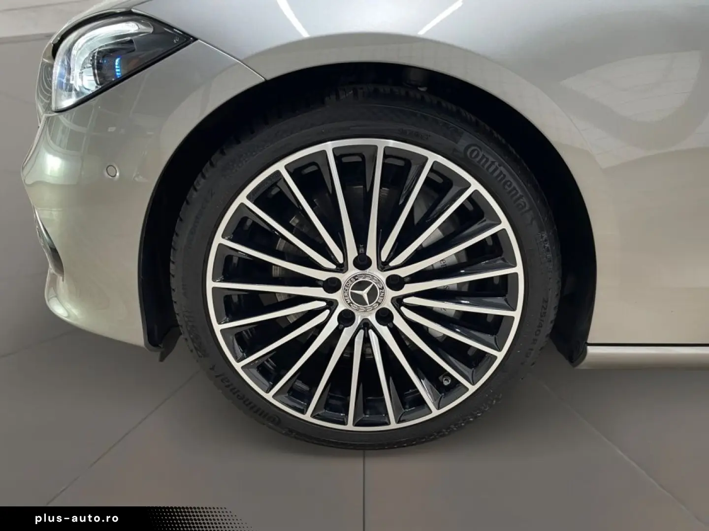 MERCEDES-BENZ C-Class 2024 — imagine 8