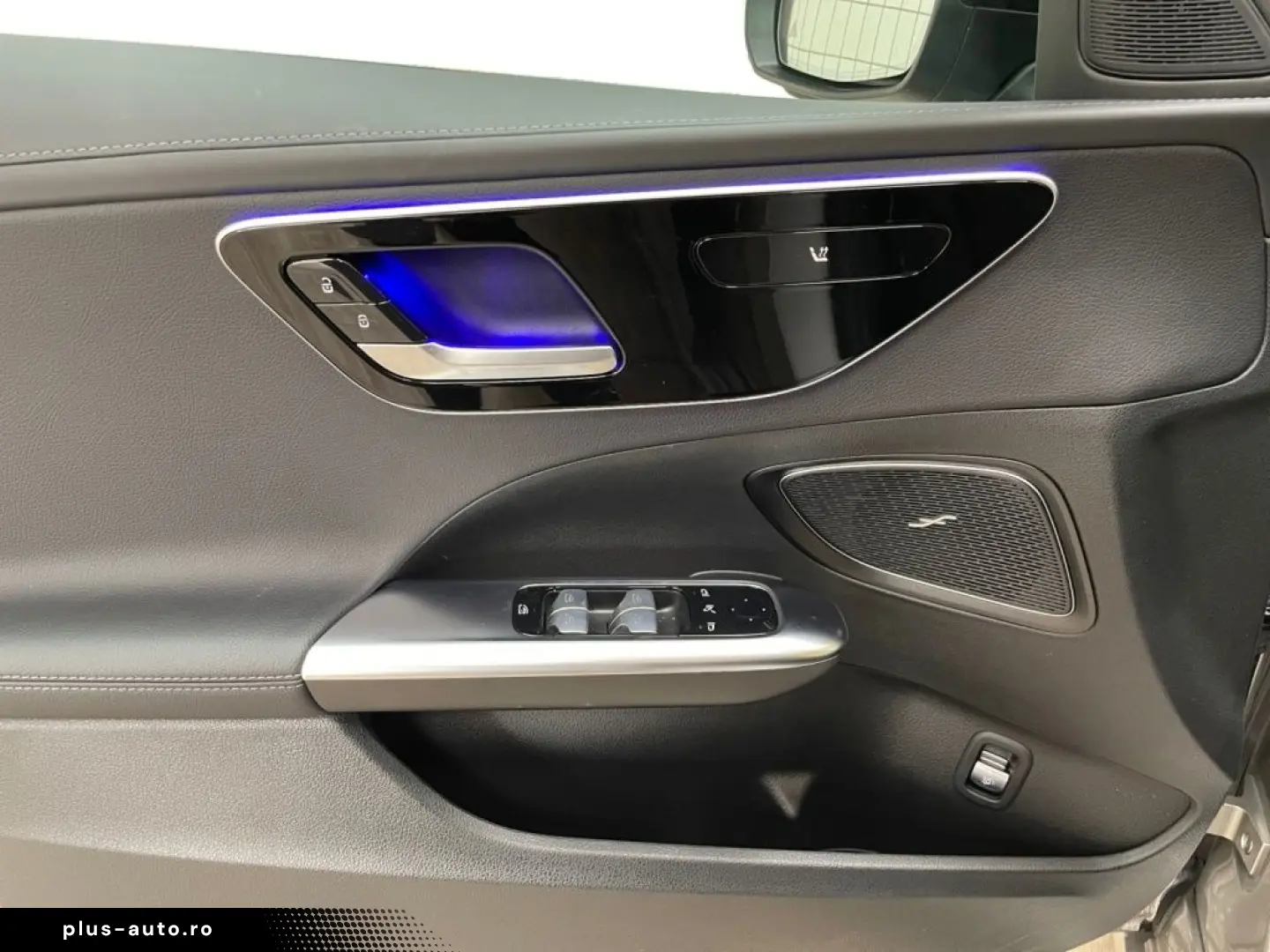 MERCEDES-BENZ C-Class 2024 — imagine 15