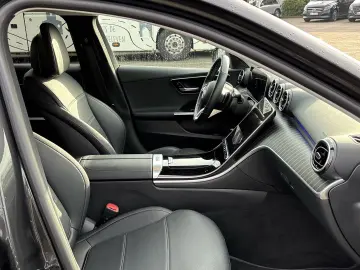 MERCEDES-BENZ C 300 e Avantgarde Digital-Light Kamer…
