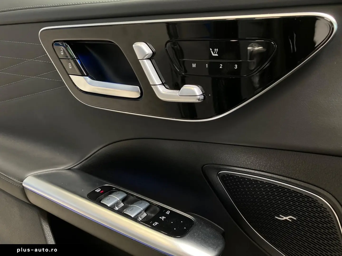 MERCEDES-BENZ C 300 e   AVANTGARDE DIGITAL MEMORY FAHRASSIST