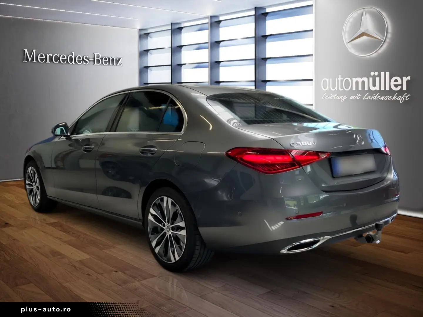 MERCEDES-BENZ C 300 e   AVANTGARDE DIGITAL MEMORY FAHRASSIST