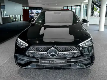 MERCEDES-BENZ C 300 e AMGLi NIGHT DIGIL 360K CHARGING