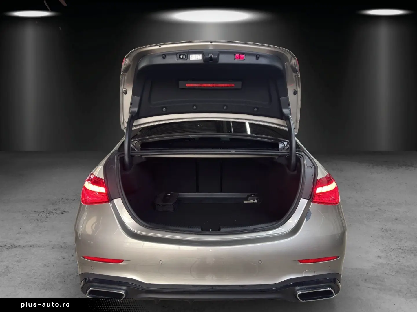 MERCEDES-BENZ C300 AMG Pano Memo DigiLED KeyGo AHK N&hellip;