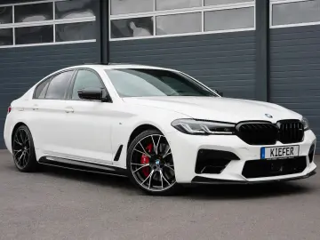 BMW M550i xDrive 360  H&K 4xSHZ LHZ CarPlay TOTW R20